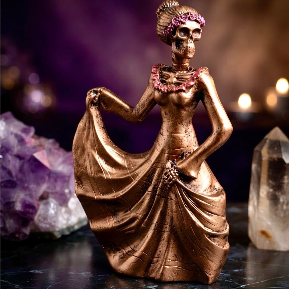 Bronze Skeleton Lady Resin Sculpture - Decorative Home Art